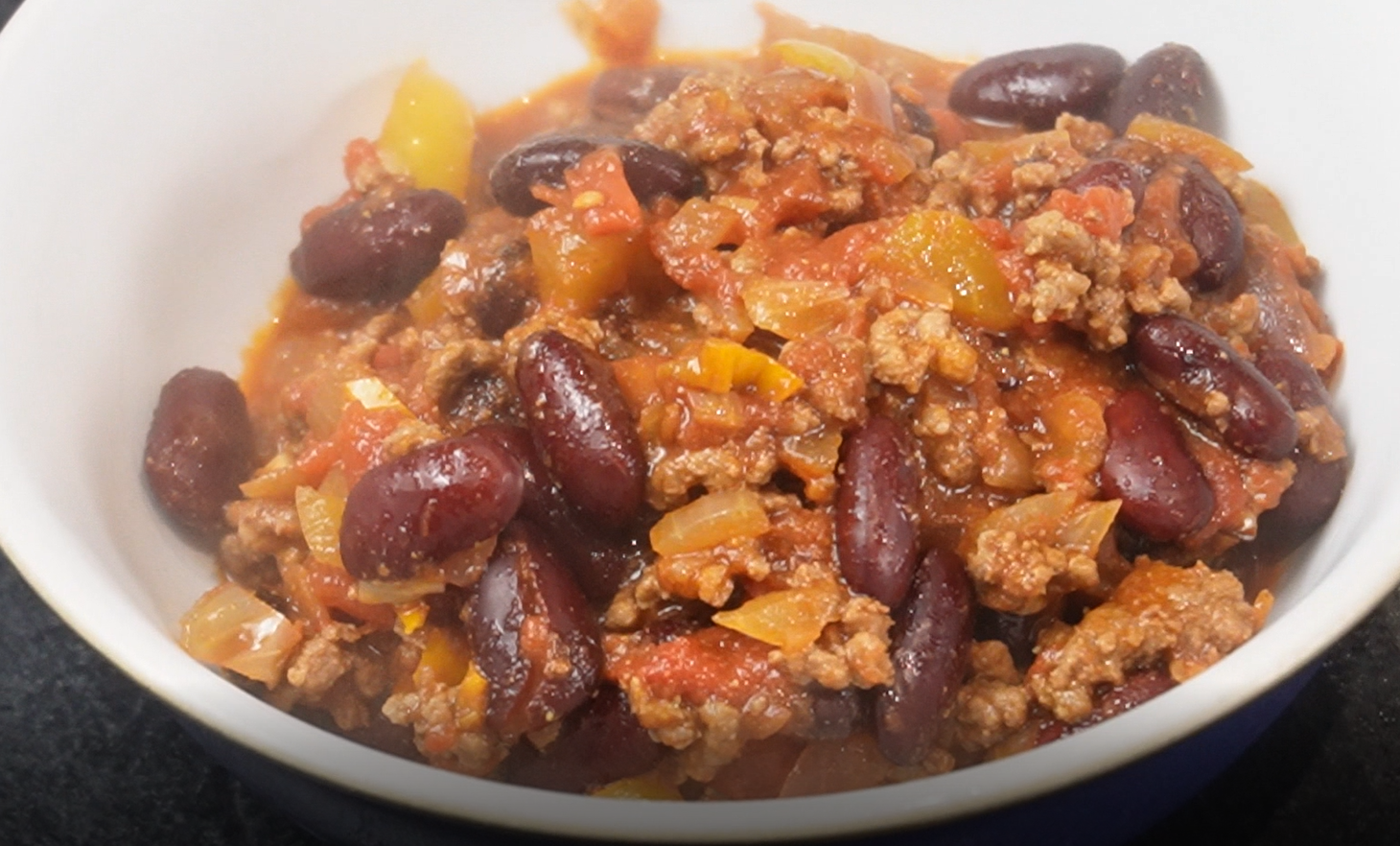 A tasty bowl of budget friendly chilli con carne